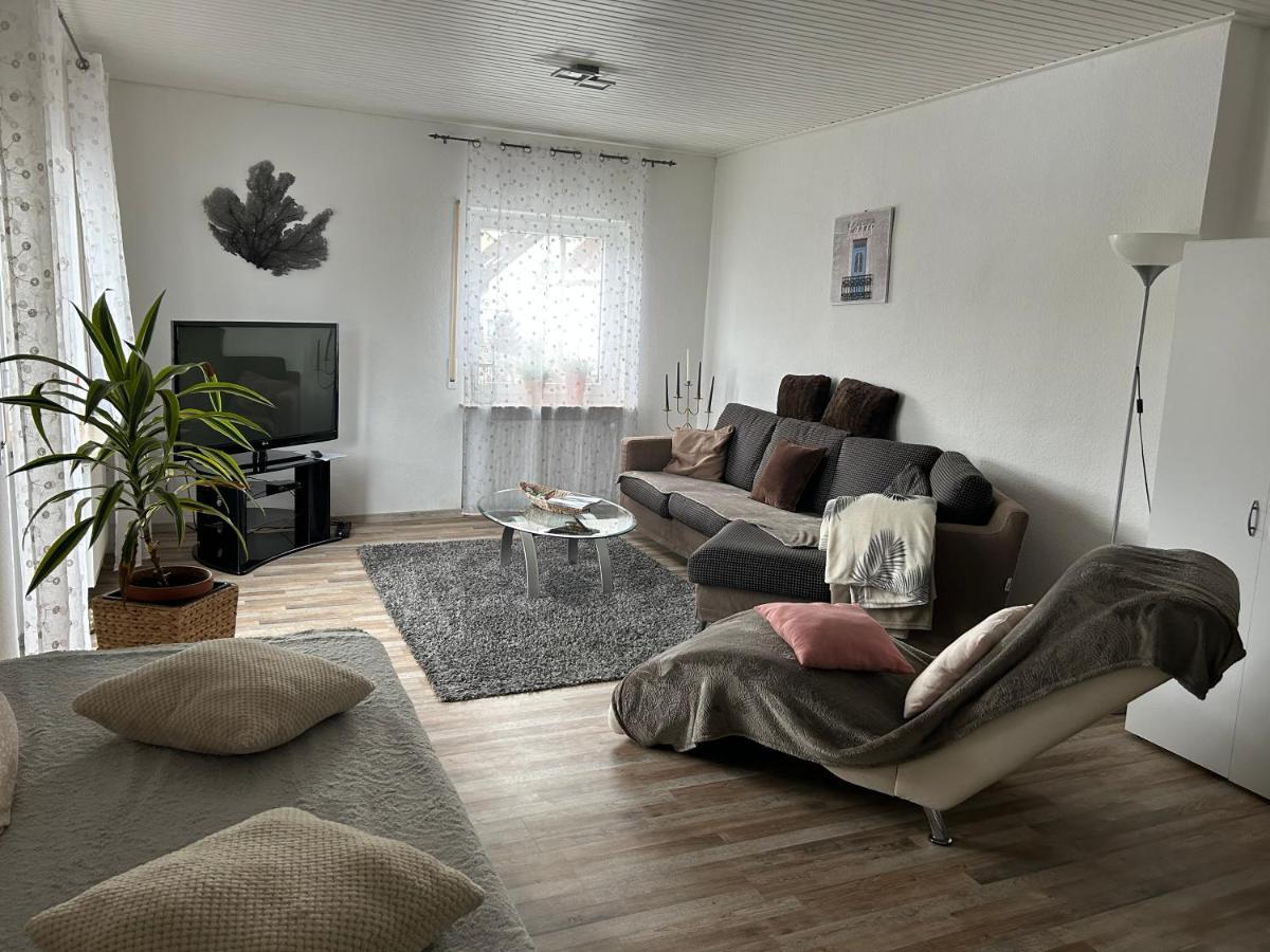 Ferienwohnung Zur Roni Treuchtlingen Bagian luar foto